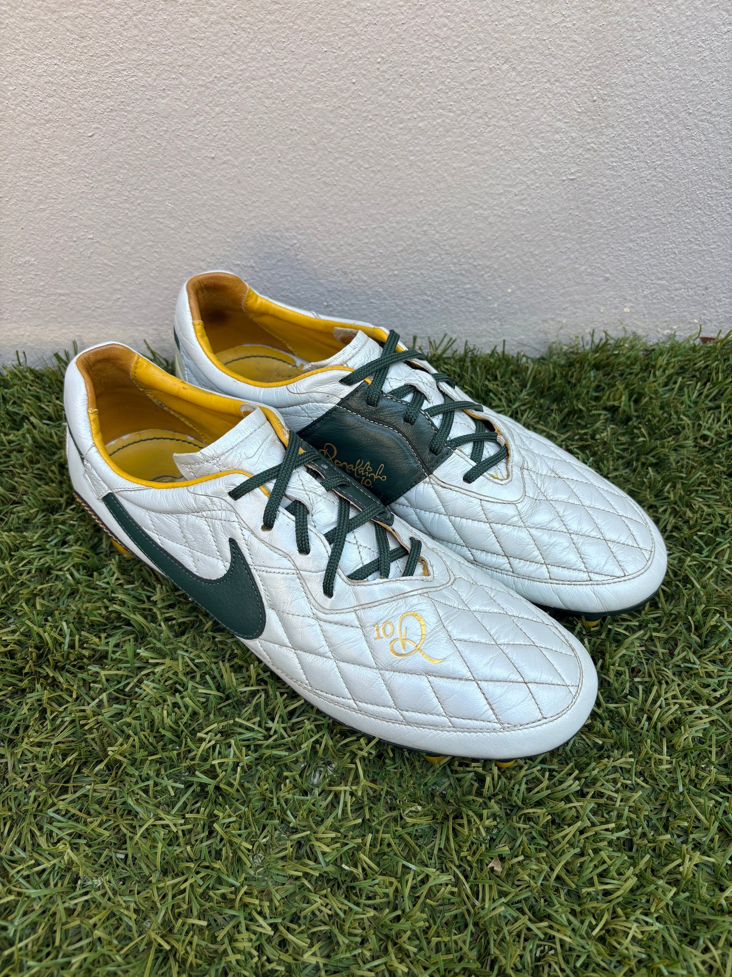 Nike Tiempo Ronaldinho Dois 10R (11US)