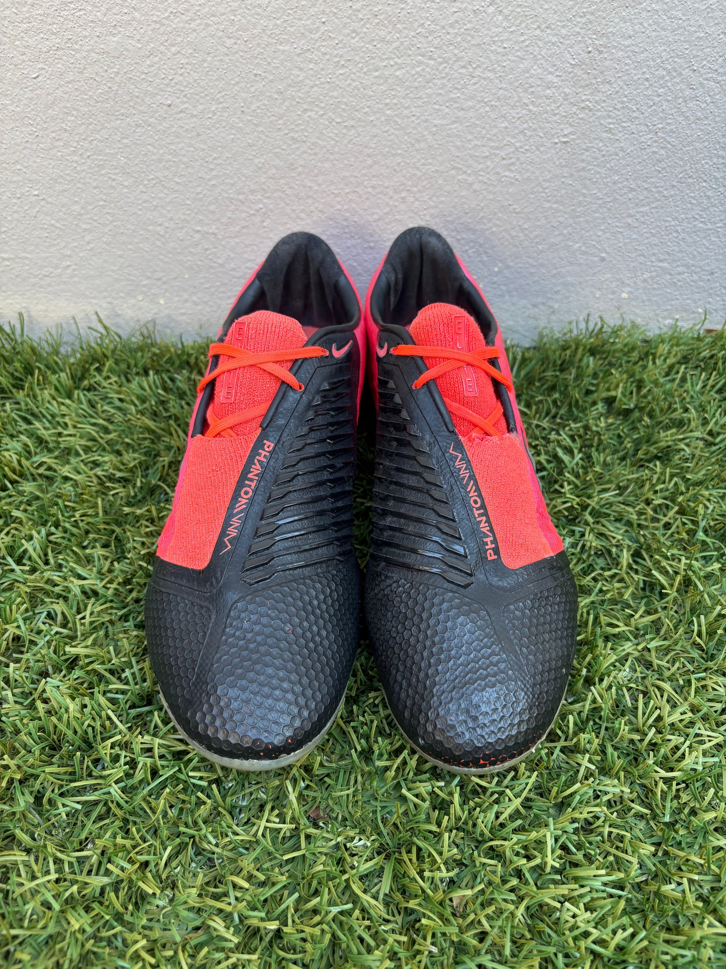Nike Phantom Venom Elite (8.5US)
