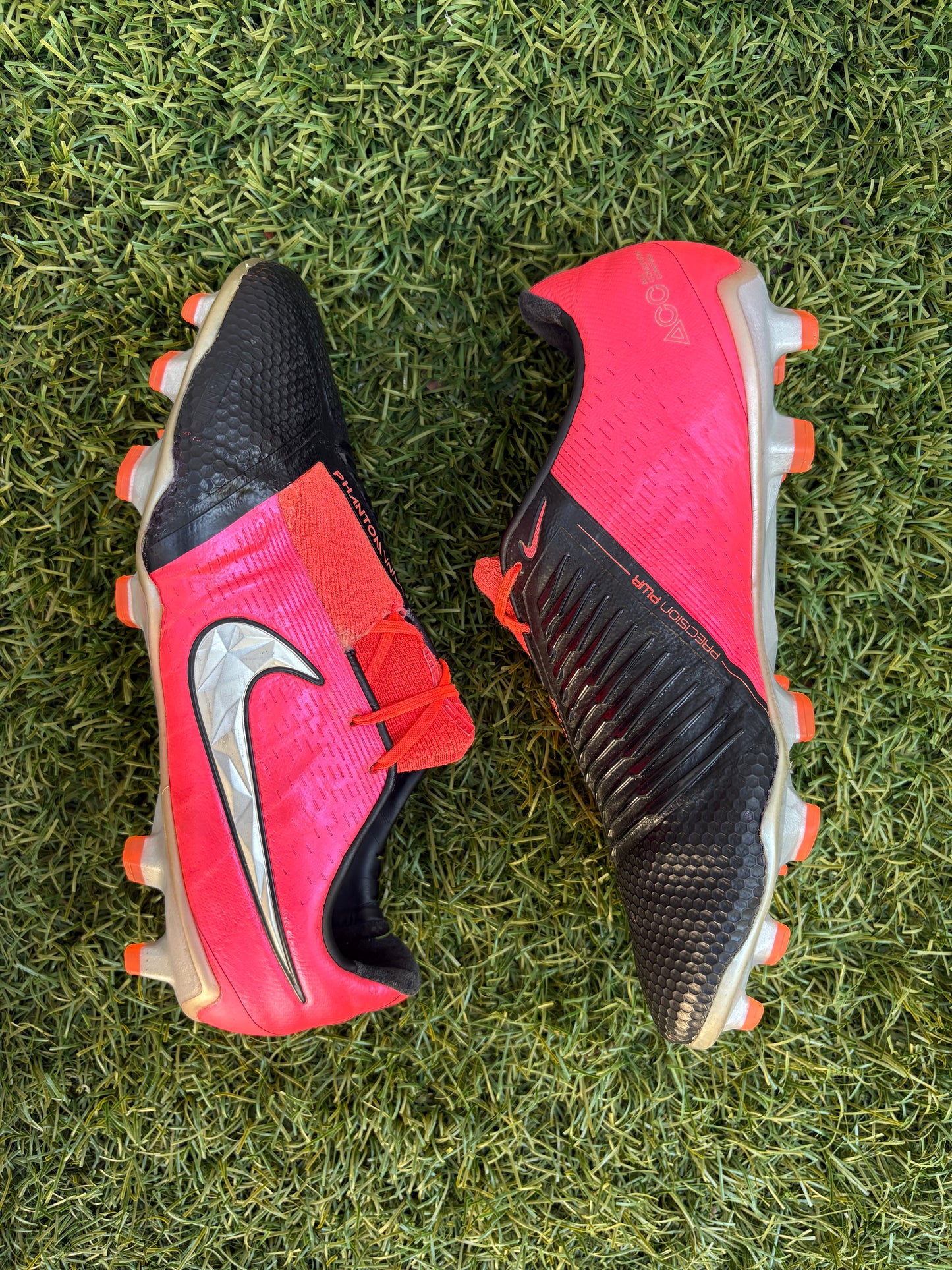 Nike Phantom Venom Elite (8.5US)
