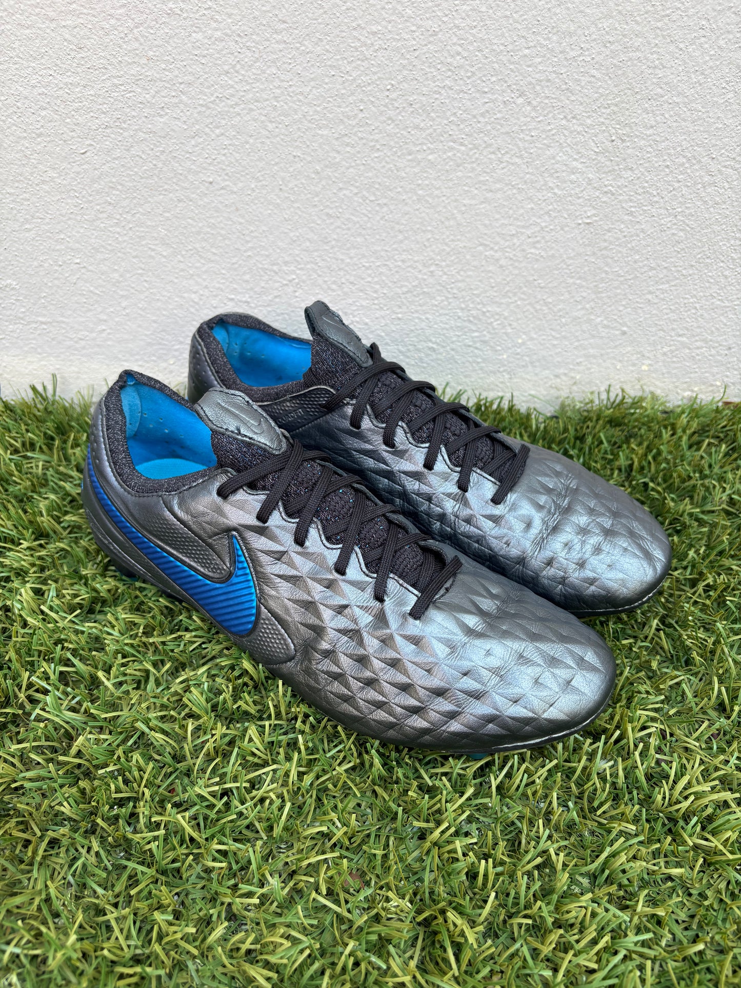 Nike Tiempo Legend VIII (8.5US)