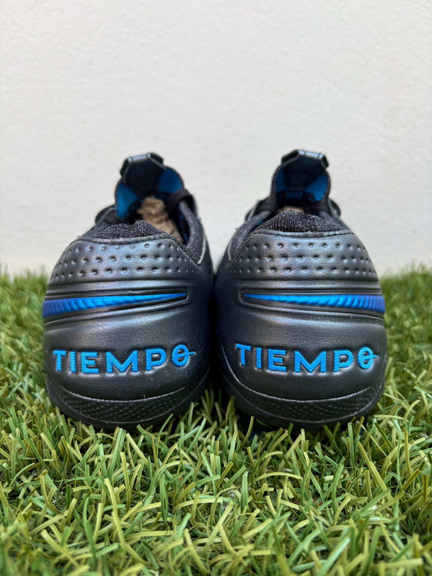 Nike Tiempo Legend VIII (8.5US)