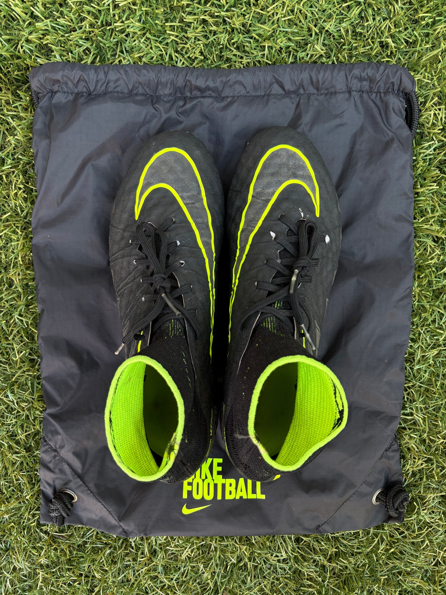 Nike Hypervenom Phantom II (8.5US)