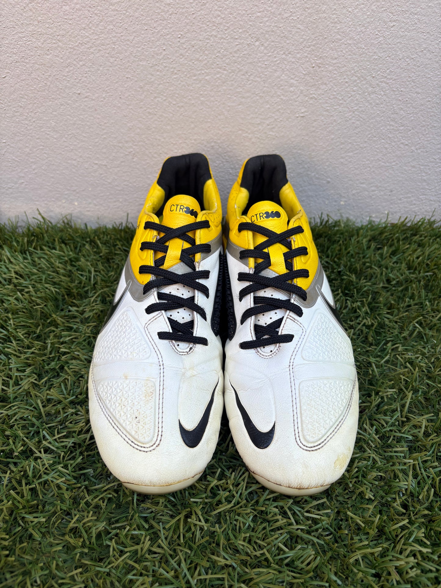 Nike CTR360 Maestri II (10.5US)