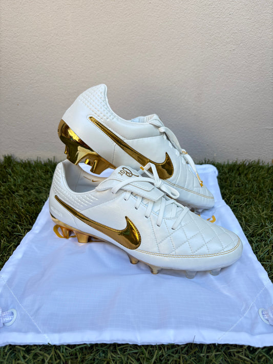 Nike Tiempo Legend SE R10 (10US)