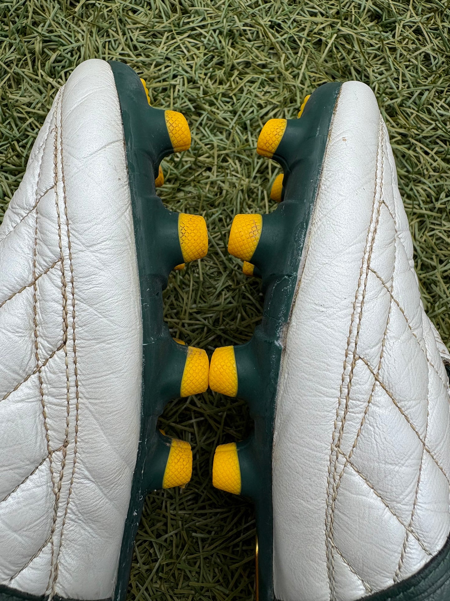Nike Tiempo Ronaldinho Dois 10R (11US)