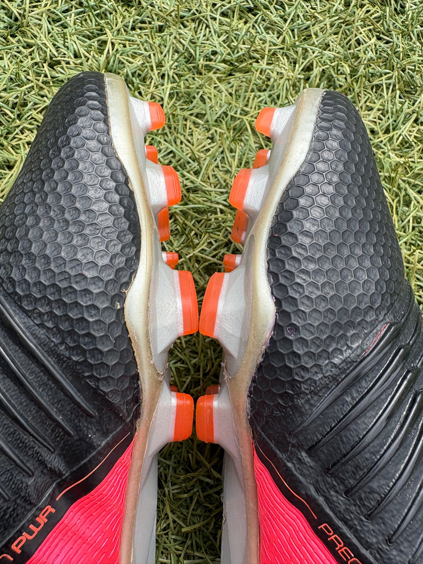 Nike Phantom Venom Elite (8.5US)