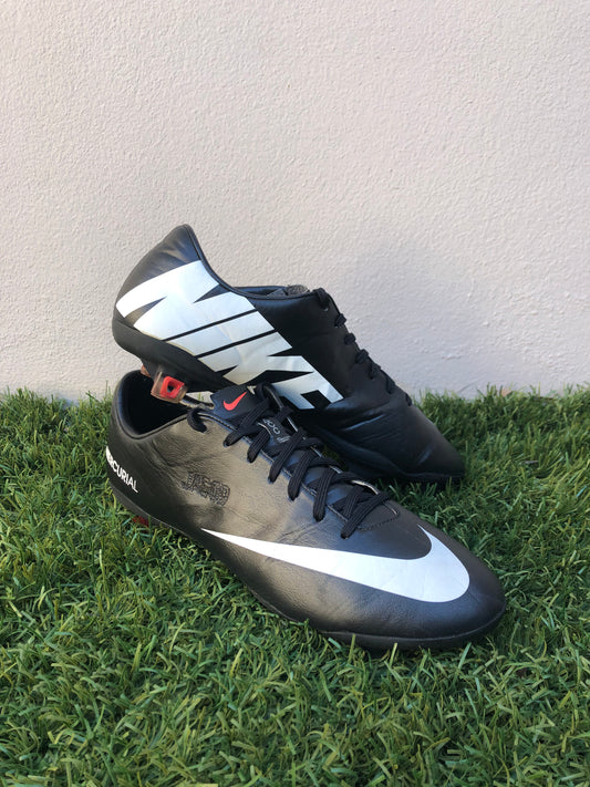 Nike Mercurial Vapor IX (8.5US)