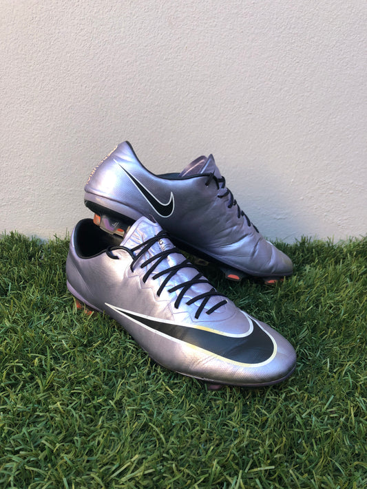 Nike Mercurial Vapor X (9.5US)