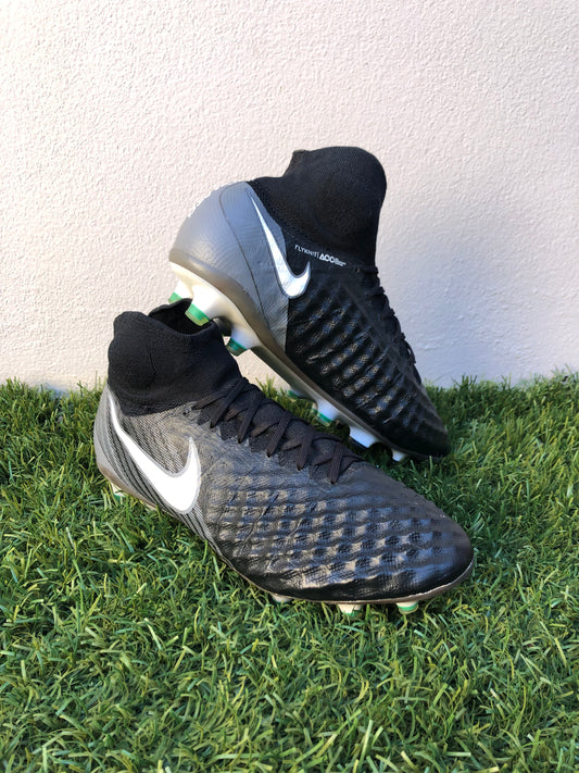 Nike Magista Obra II (9.5US)