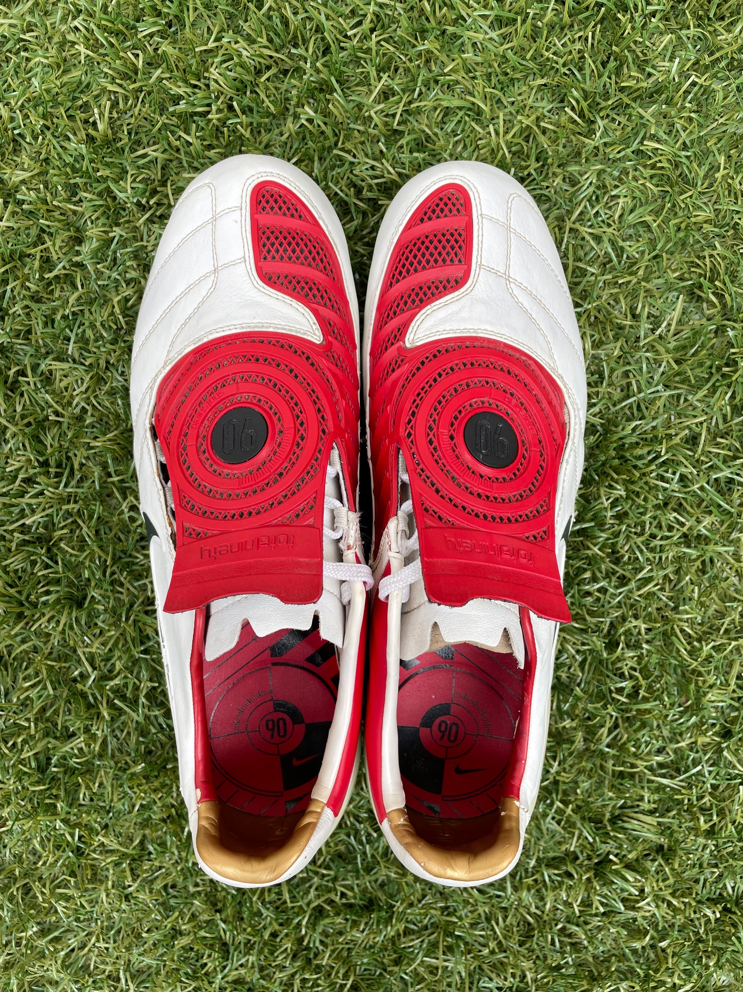 Nike Total90 Laser II (10.5US)