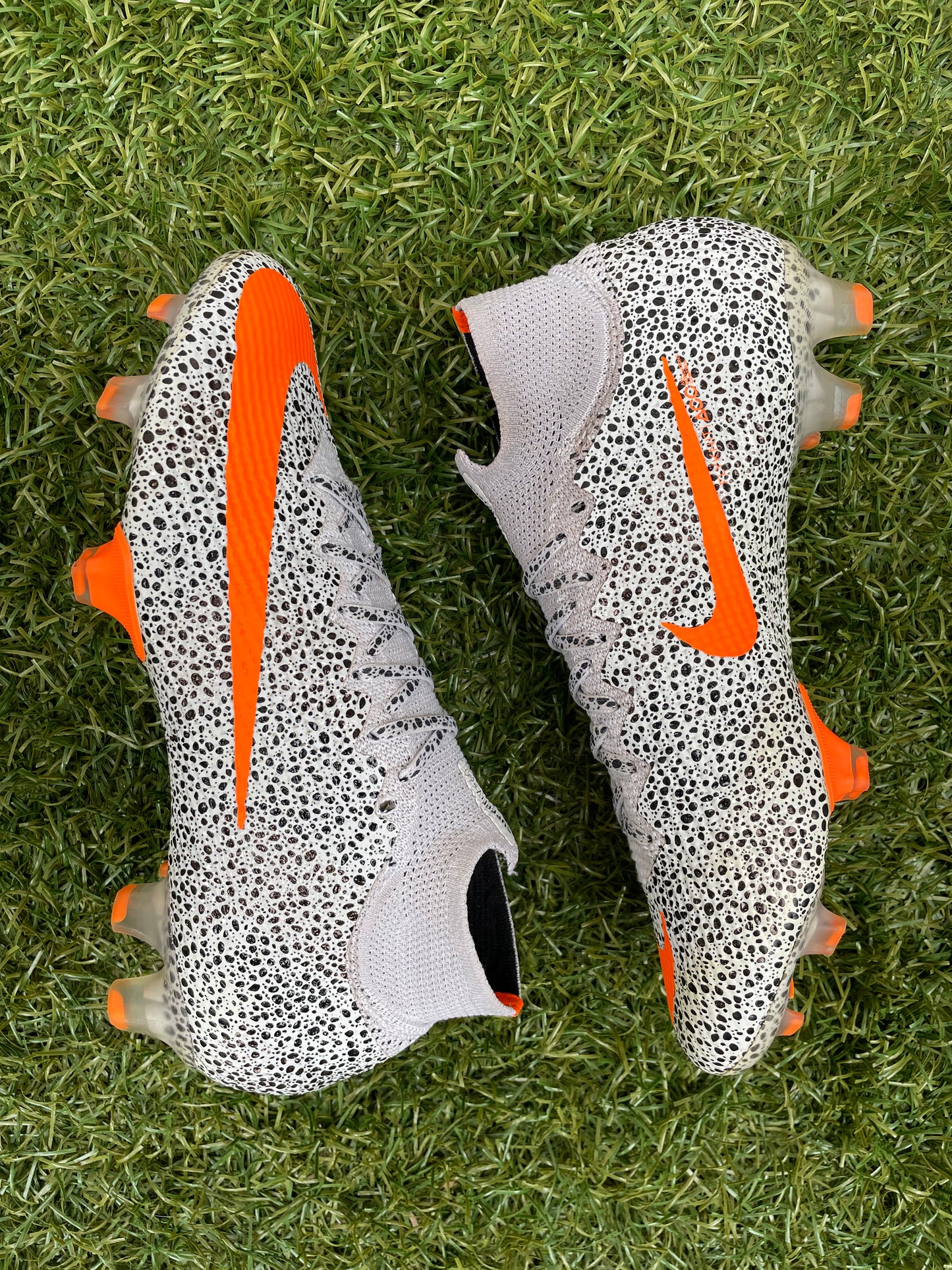Nike Mercurial Superfly VII (7.5US)
