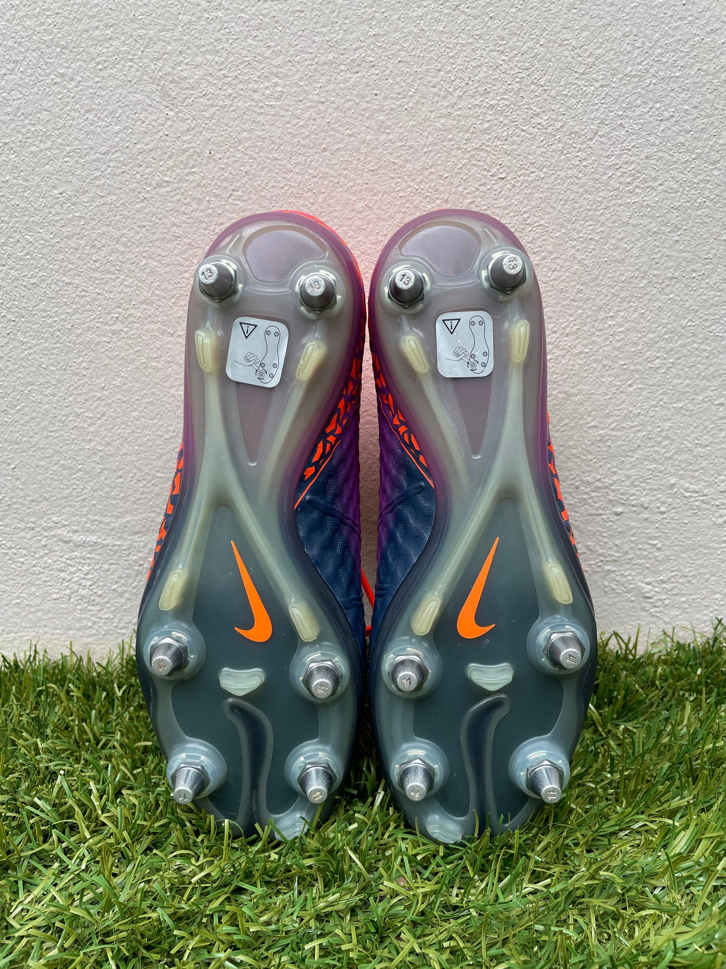 Nike Hypervenom Phantom II (6.5US)