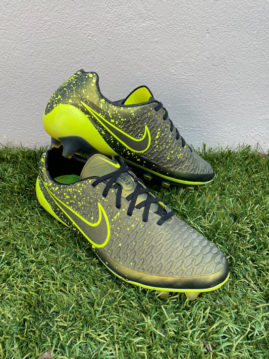 Nike Magista Opus I (10.5US)