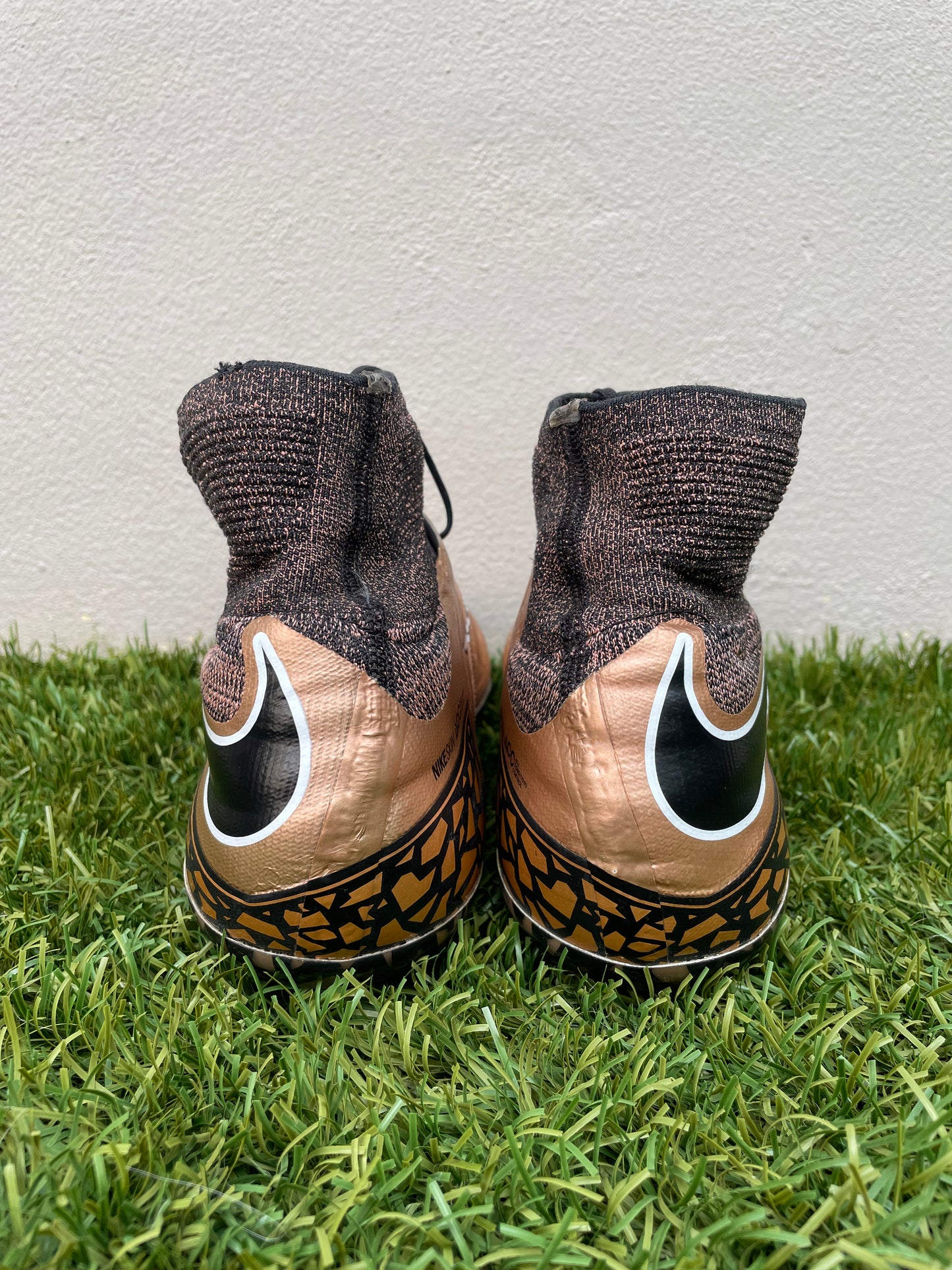 Nike Hypervenom Phantom II (10US)