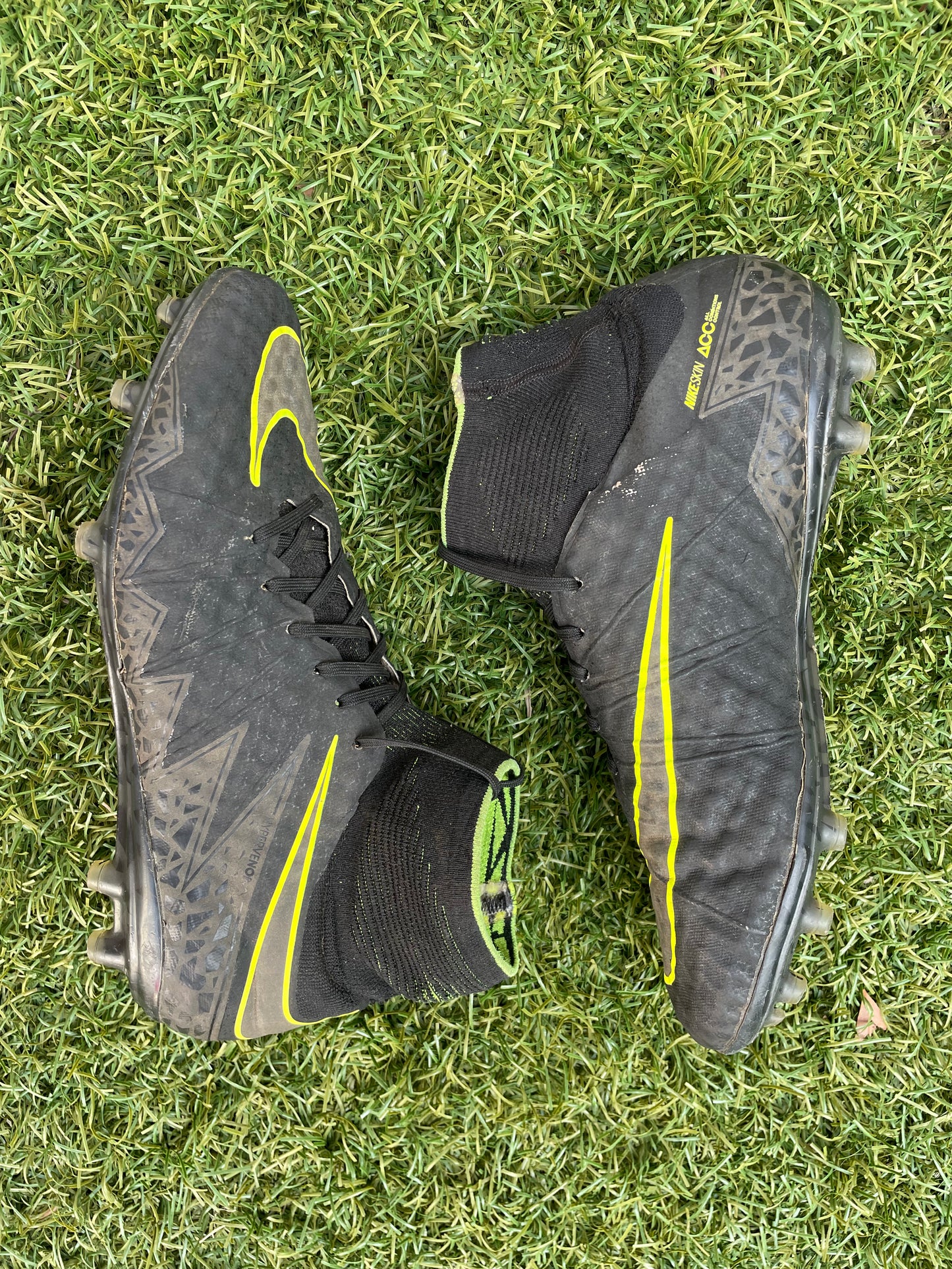 Nike Hypervenom Phantom II (9.5US)