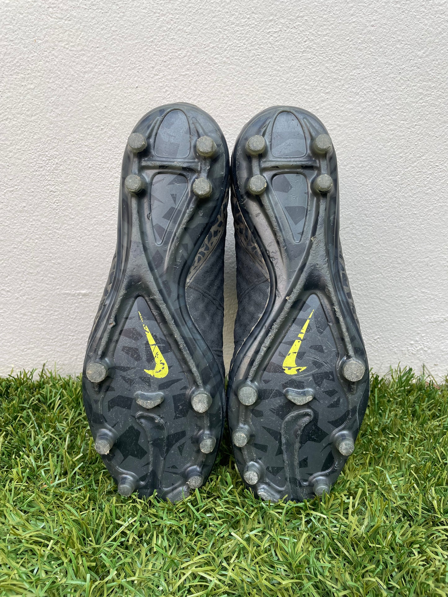 Nike Hypervenom Phantom II (9.5US)