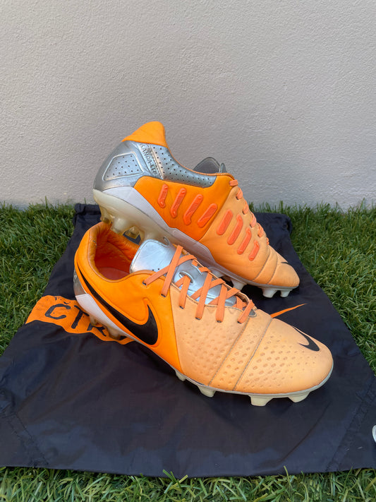 Nike CTR360 Maestri III (9US)